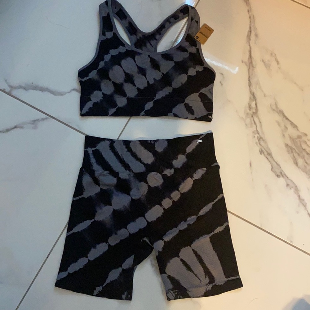 Brand New Pink VS sports bra and bike shorts